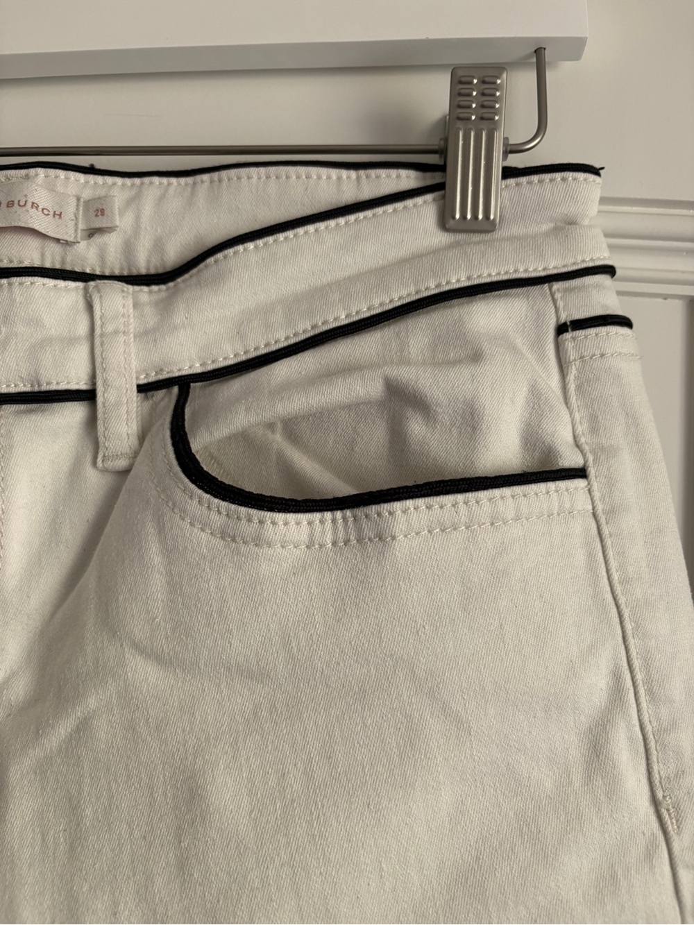 Tory Burch Cream Cropped Ankle Jeans with Dark Navy Piping - Picture 2 of 5